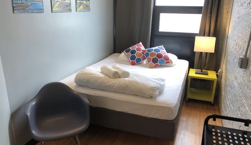 Private Queen Room with Ensuite Bathroom (1 bed) - Accessible