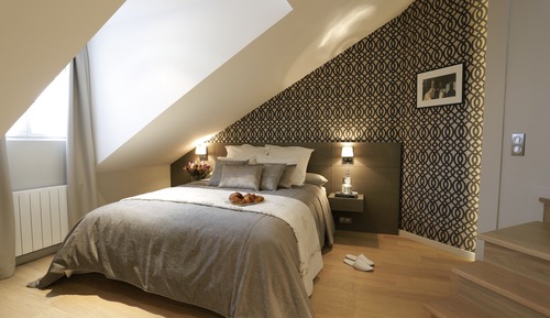 Two-Bedroom Duplex Suite  46m², annex building,   (41 rue du Roi de Sicile)