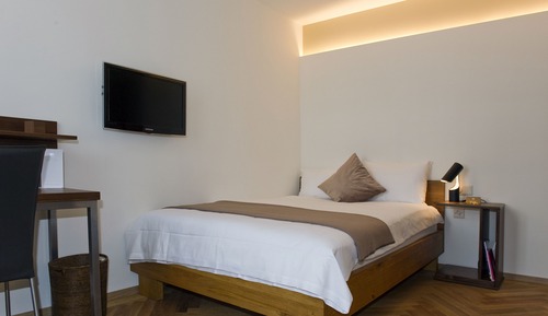 Classic Single Room