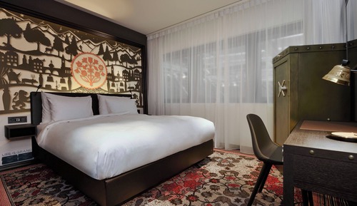 Premium Room, 1 King Bed
