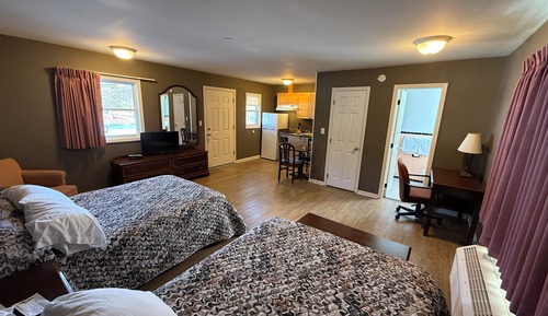 Double Room, 2 Double Beds, Kitchen (Private Entrance)