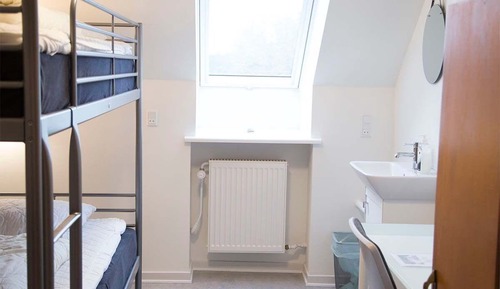 Economy Room, Shared Bathroom