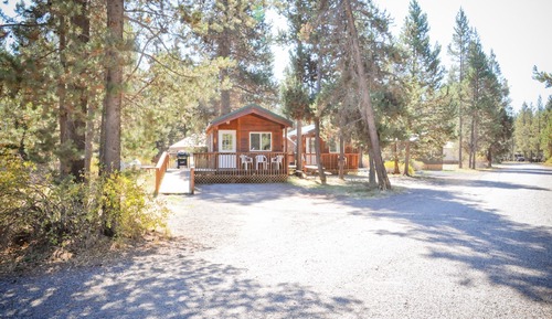 Cabin (No Pets, Linens Available)