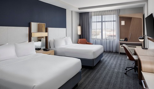 Room, 2 Queen Beds (Hearing Accessible)