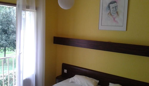 Twin Room, Garden View (with bath)