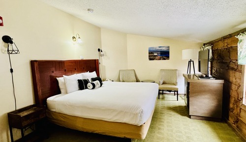 Inn Room, 1 King Bed