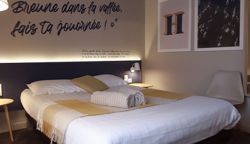 Double Room, Normandy Bridge view