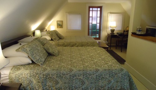 Double Queen Room, River View
