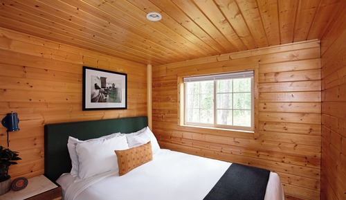 Suite, Multiple Beds (Family Queen Cabin)