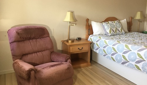 Classic Room, 1 Queen Bed, Non Smoking