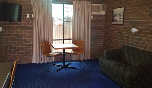 Comfort Suite, Non Smoking (King Room)