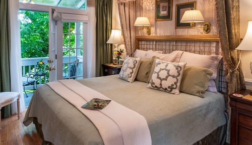 Suite (Hyde Park - Dog Friendly)