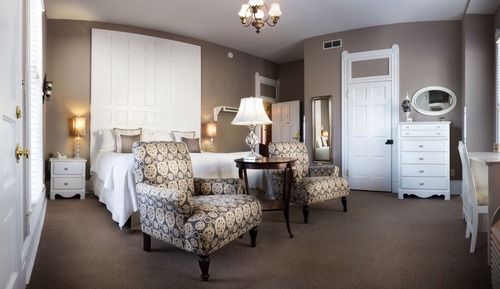 Standard Room, 1 King Bed