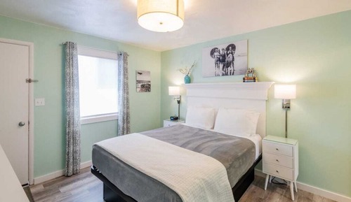 Standard Room, 1 Queen Bed, Non Smoking