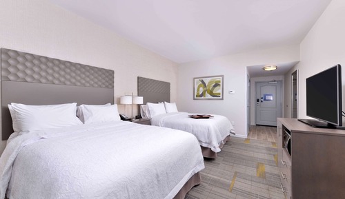 Room, 2 Queen Beds, Accessible, Non Smoking