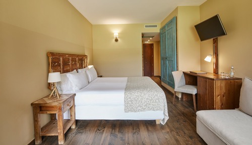 Superior Double Room, Garden Area