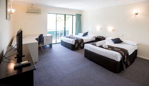 Standard Room, 2 Double Beds, Non Smoking