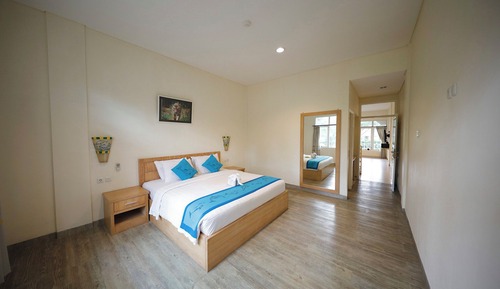 Dolphin 3 Bedrooms