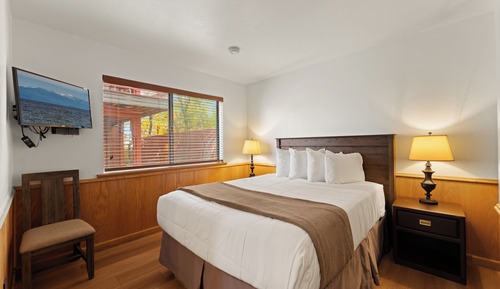 Standard Condo, 2 Bedrooms, Fireplace