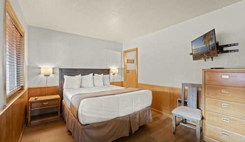 Standard Condo, 2 Bedrooms, Fireplace