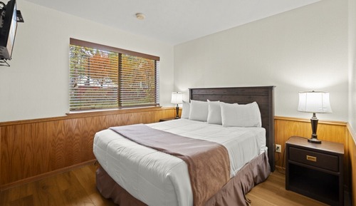 Standard Condo, 2 Bedrooms, Fireplace