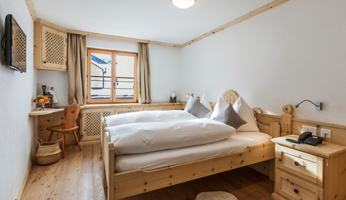 Basic Double Room