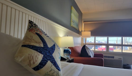 Pool View Classic King