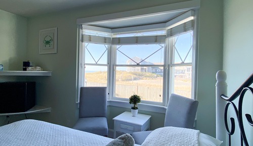 Standard Quadruple Room, Private Bathroom, Partial Sea View (Room 114)