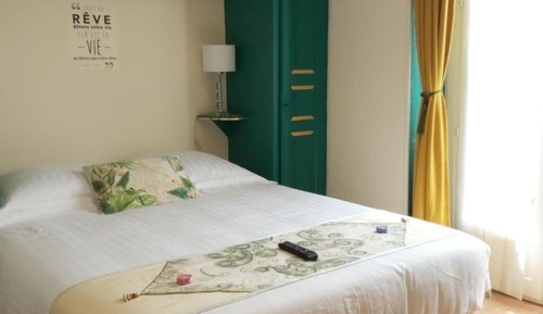 Business Studio, Ensuite (Espoir No 11)