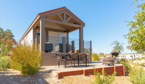 Chateau 2 Bedroom