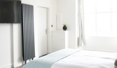 Luxury Studio Suite, 1 King Bed, Non Smoking, Ground Floor