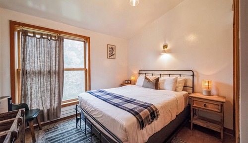 Economy Suite, Multiple Beds, Valley View