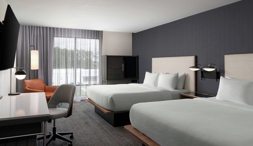 Room, Multiple Beds