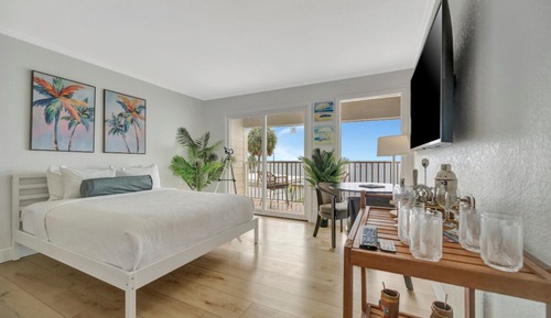 Premier Apartment, Balcony, Oceanfront