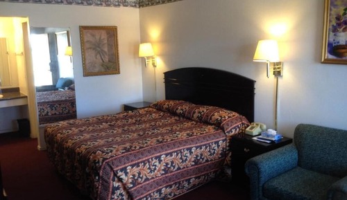 Standard Room, 1 Queen Bed, Smoking