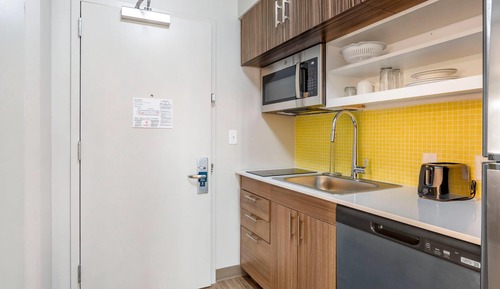 Suite, Multiple Beds, Non Smoking (Efficiency)