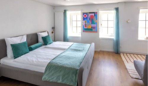 Signature Room, Lake View