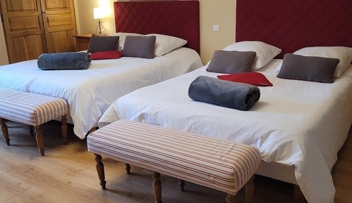 Family Double or Twin Room (Stendhal)