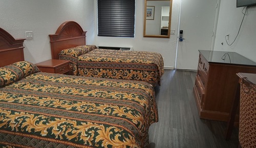 Standard Room, 2 Double Beds, Non Smoking, Refrigerator & Microwave