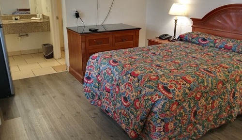 Standard Room, Smoking, Refrigerator & Microwave