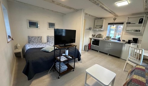 Family Studio, Patio, Courtyard View