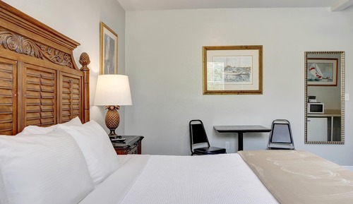 Comfort Room, 1 King Bed
