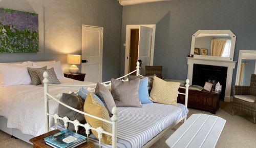 Double Room, Ensuite (Temple Suite)