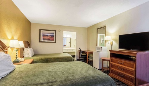 Standard Room, 2 Double Beds, Non Smoking