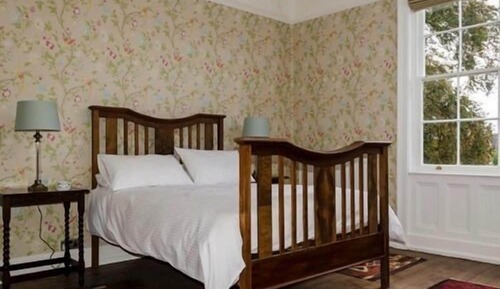 Double Room, Ensuite (and Shower)