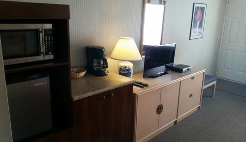 Economy Room, 1 Queen Bed, Non Smoking