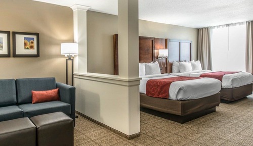 Suite, Multiple Beds, Non Smoking