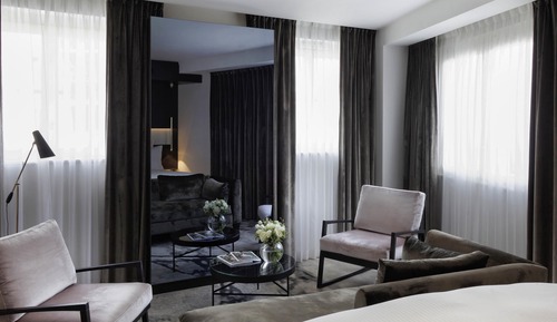 Signature Suite, 1 King Bed (Ebene Executive)