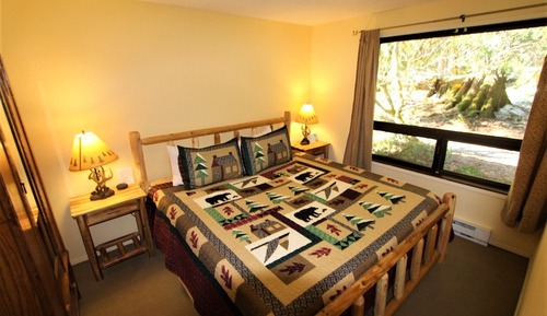 Wonderland Suite At Forest Retreat (NO Pets)