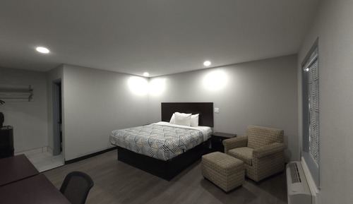 Deluxe Single Room, 1 King Bed, Smoking